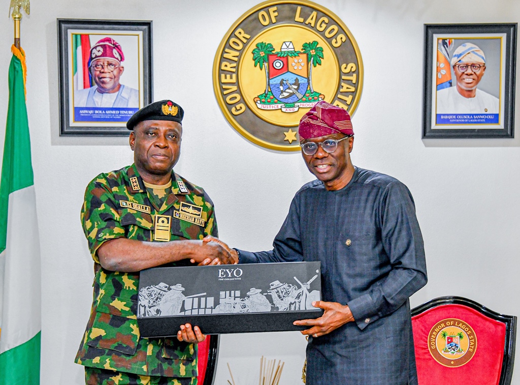 GOV. SANWO-OLU RECEIVES THE NEW CHIEF OF NAVAL STAFF, VICE ADMIRAL EMMANUEL OGALLA AT LAGOS HOUSE, MARINA